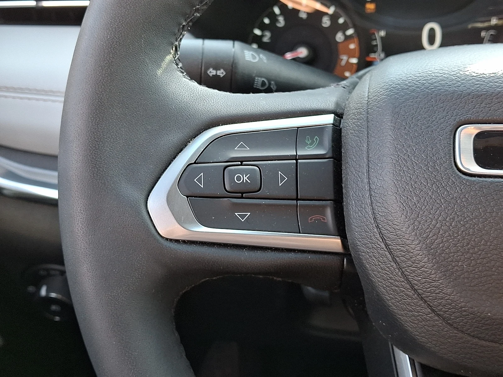 Used 2024 Black Jeep Limited image 21