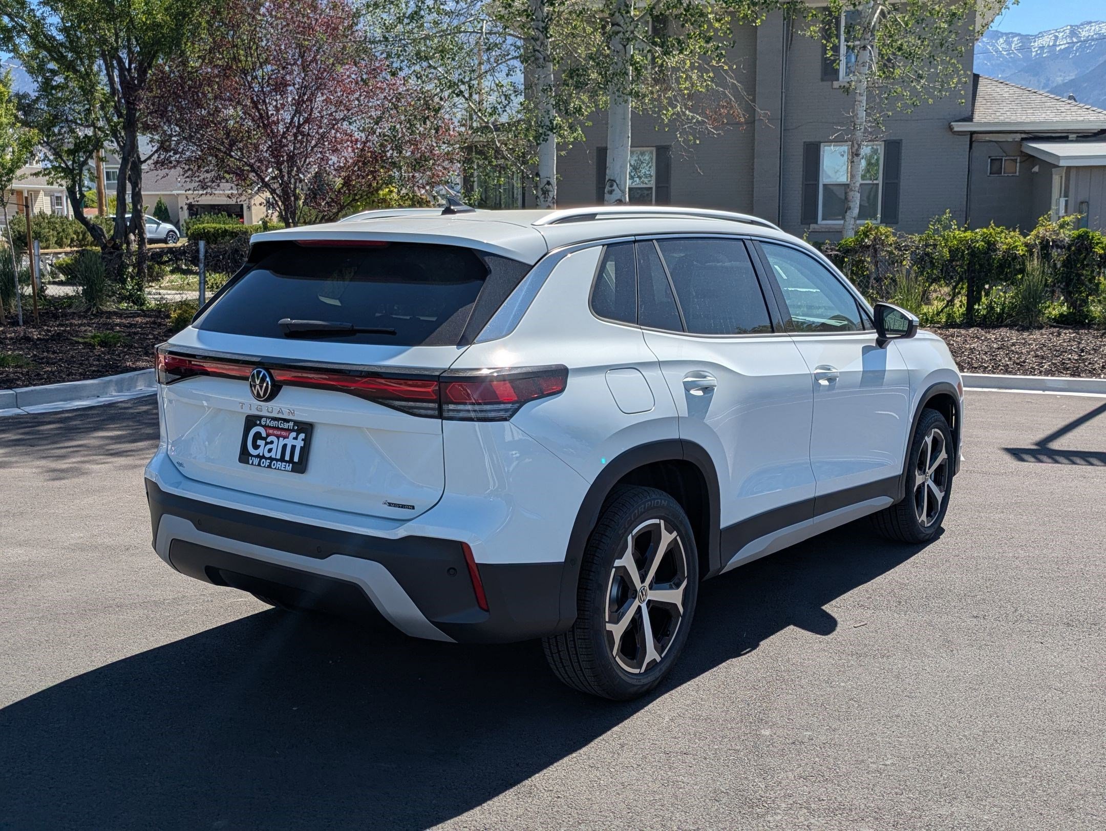 New 2026 Pure White Volkswagen SE image 3