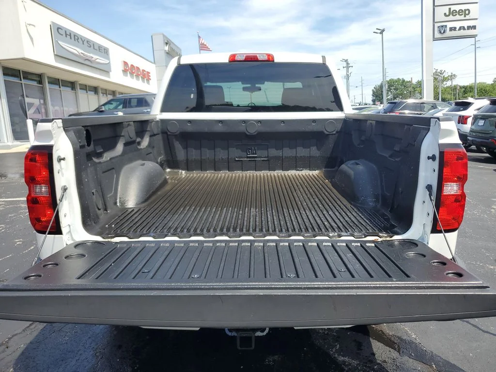 Used 2018 Beige Chevrolet LT image 9