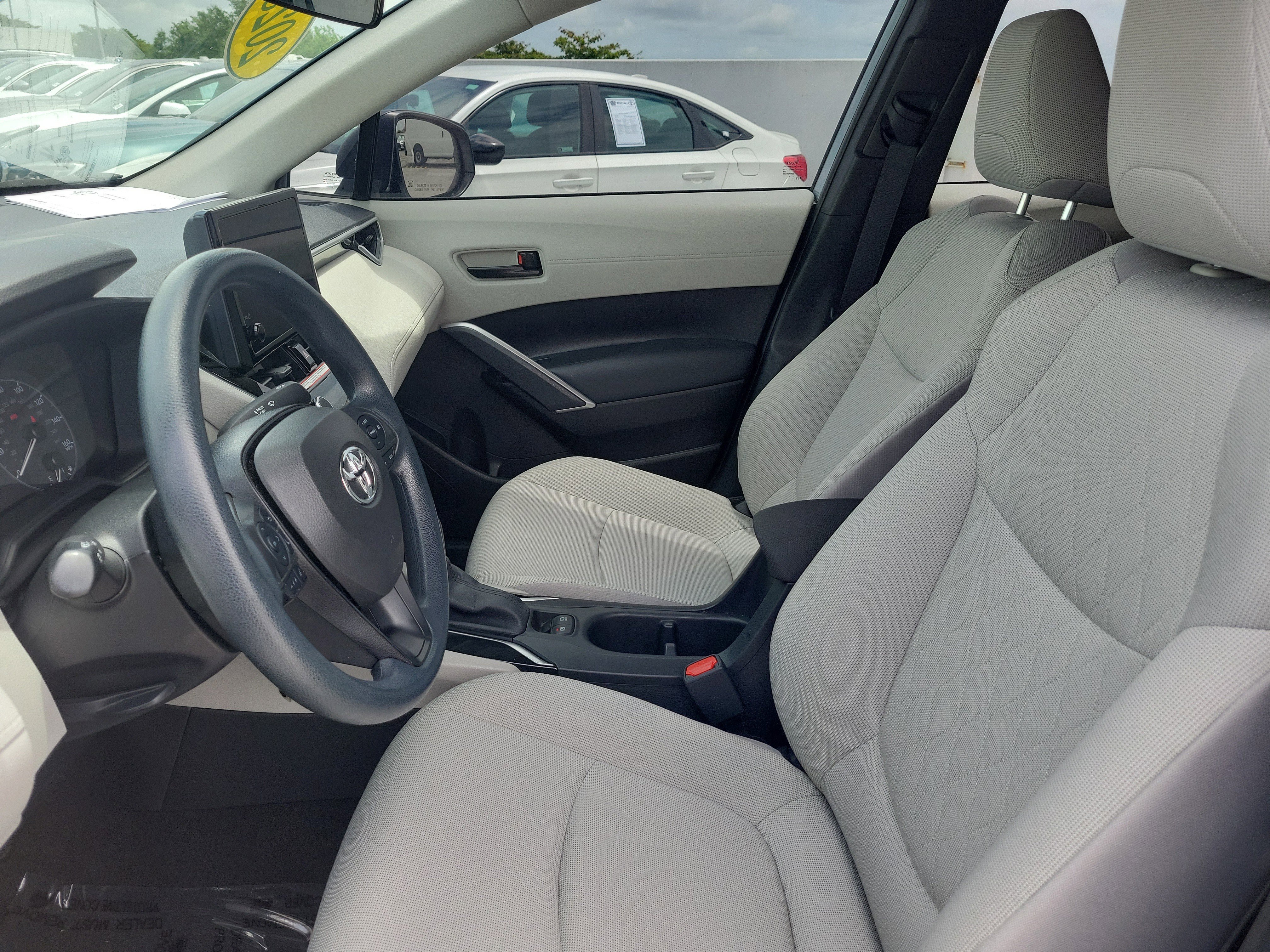 Used 2023 Silver Toyota L image 22