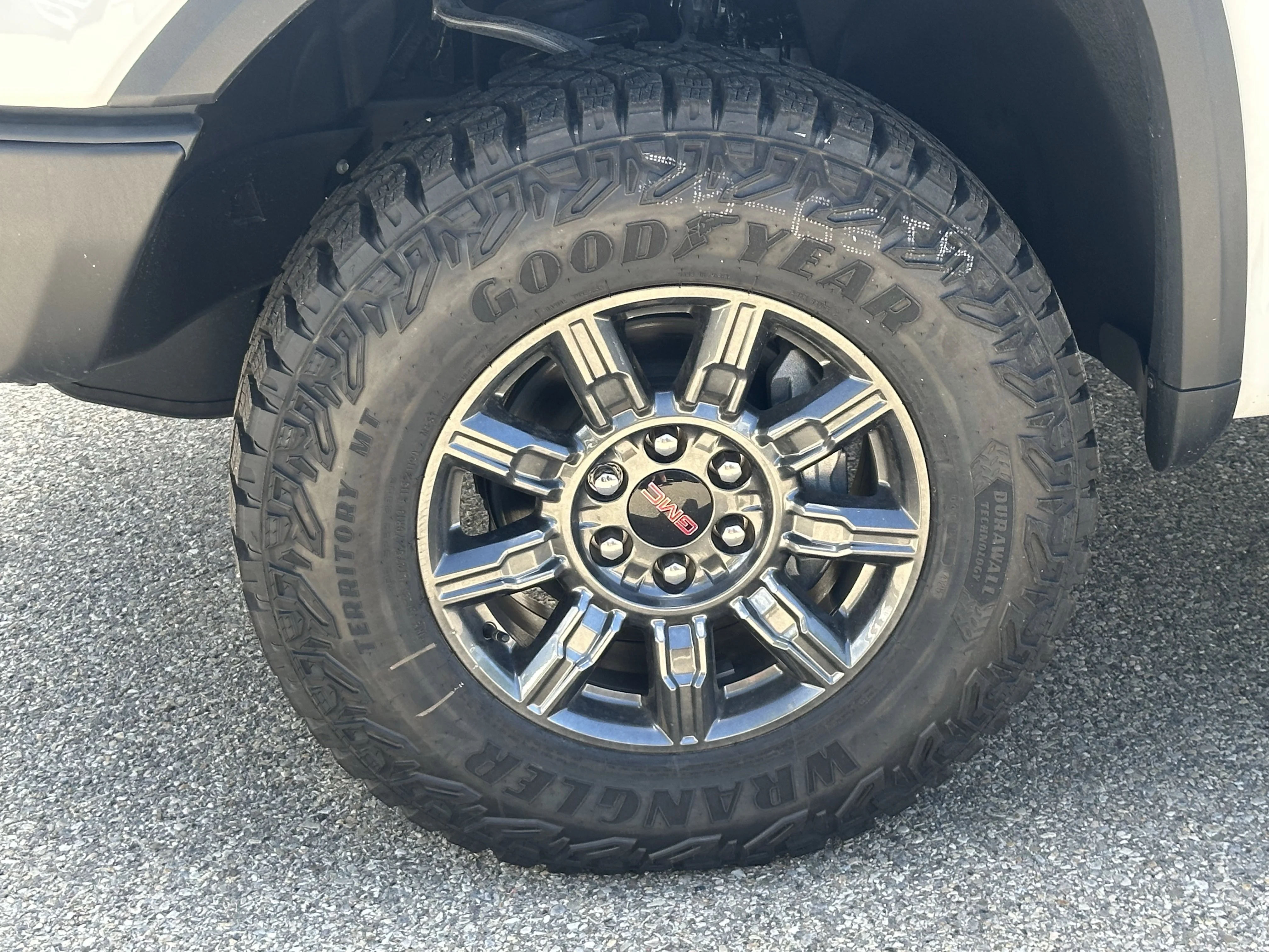 New 2026 Summit White GMC AT4X image 5