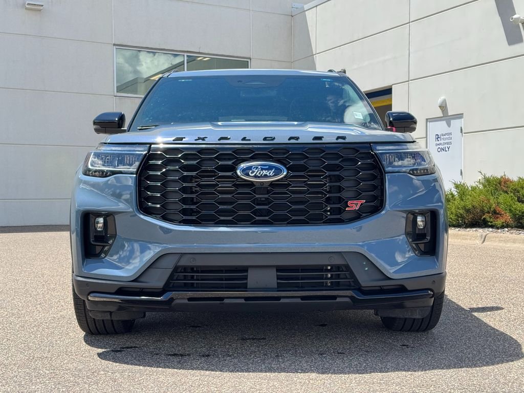 Used 2025 Ford Explorer ST with VIN 1FMWK8GC0SGB03850 for sale in Coon Rapids, Minnesota
