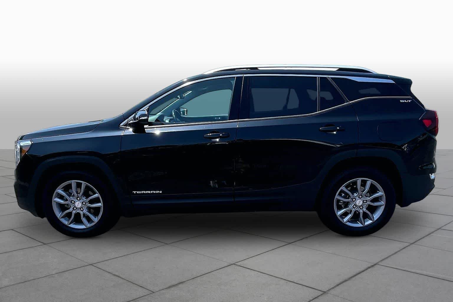 2023 GMC Terrain SLT - Photo 34