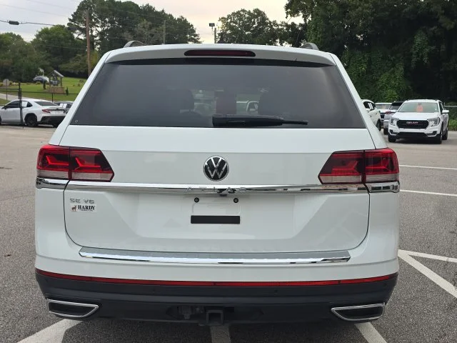 Used 2022  Volkswagen 3.6L V6 SE w/Technology image 4