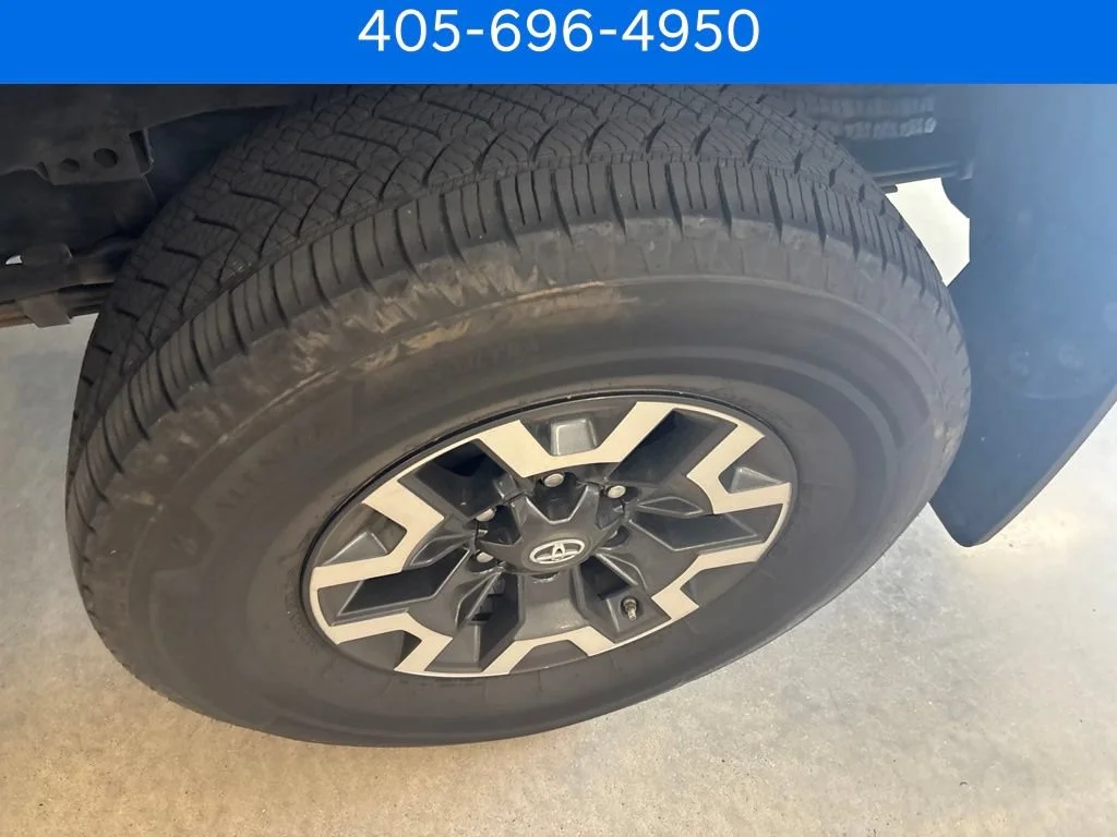Pre-Owned 2019 Toyota Tacoma 2WD TRD Off Road