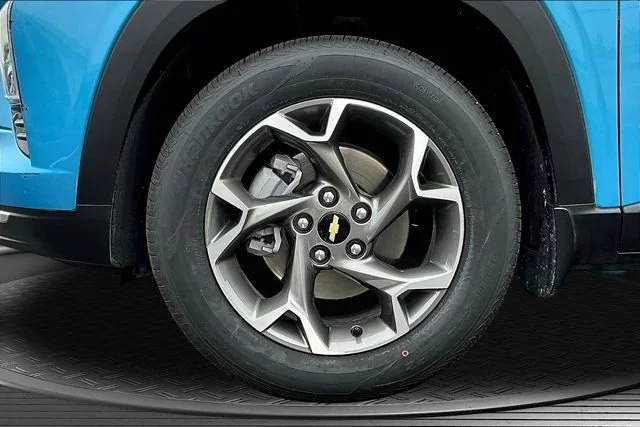2026 Chevrolet Trax LT - Photo 13
