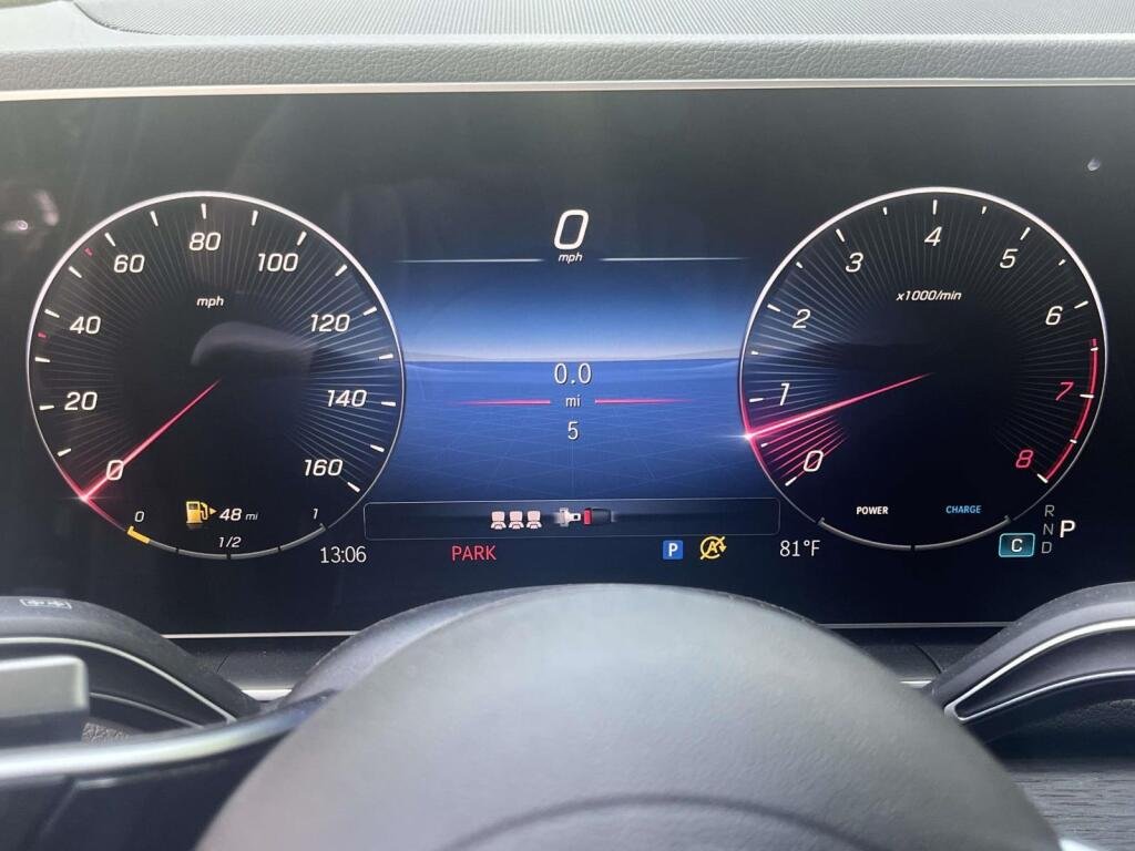 New 2026 Selenite Grey Metallic Mercedes-Benz GLE 350 image 3