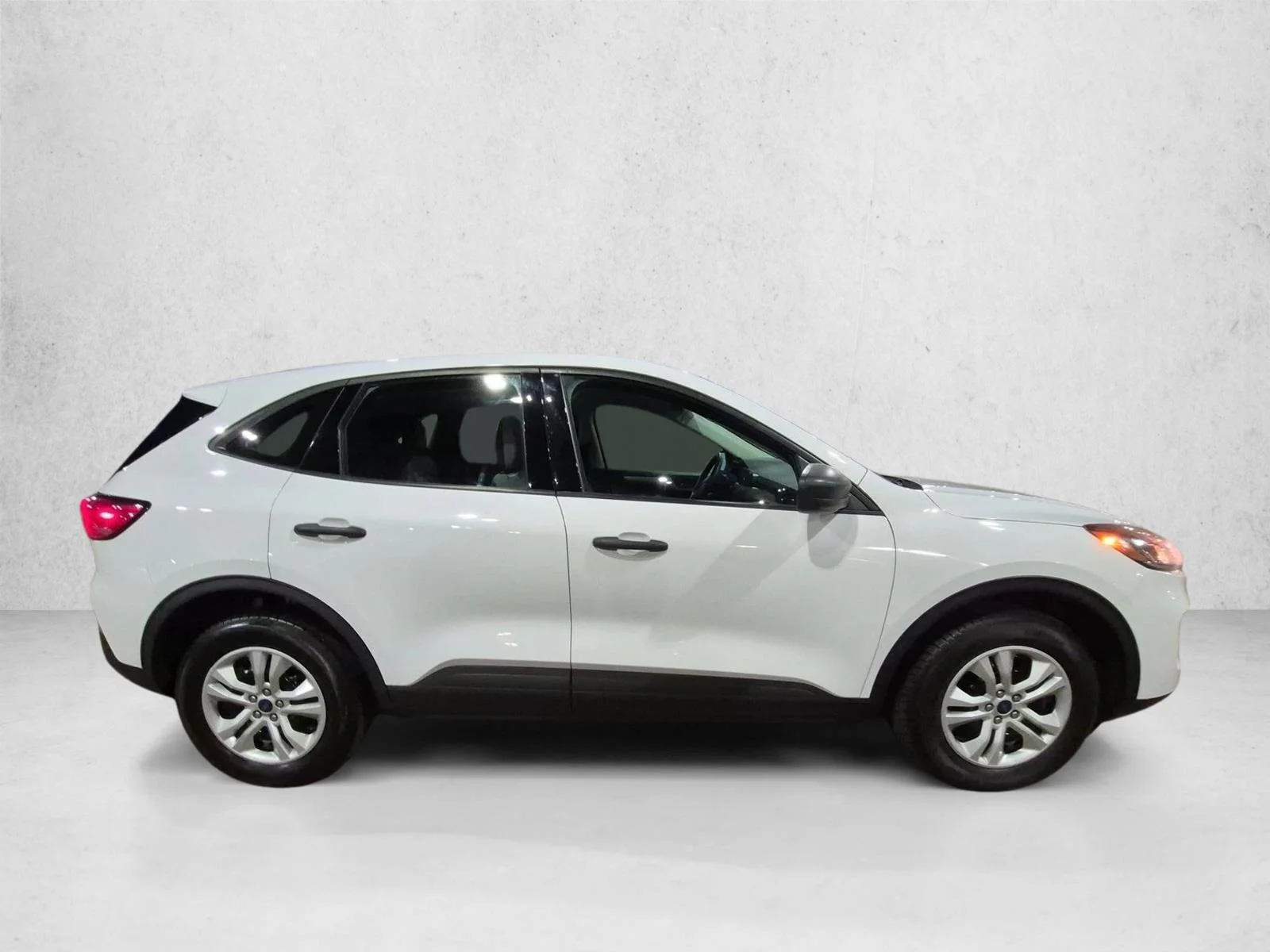 Certified Used 2022 Oxford White Ford S image 4