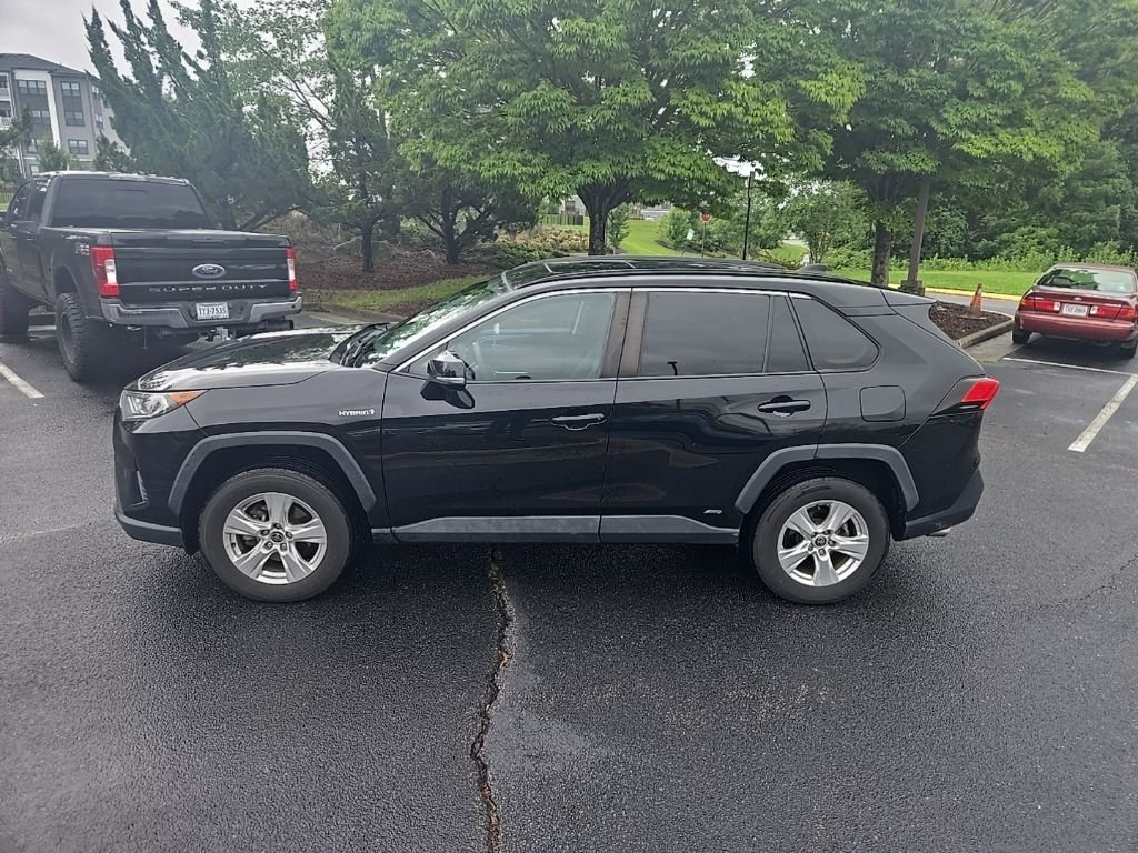 Used 2021 Black Toyota XLE image 5