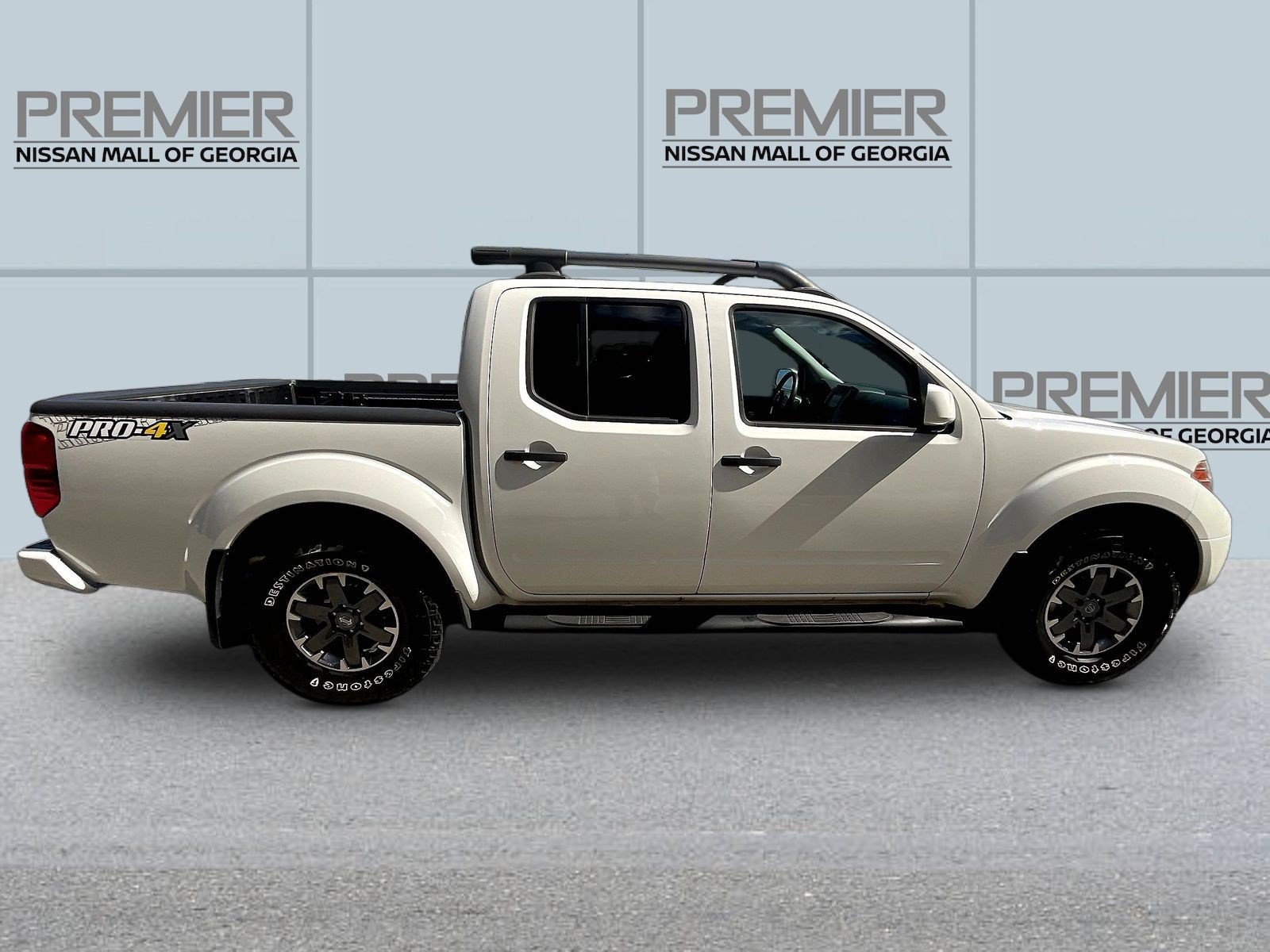 Certified Used 2020 White Nissan PRO-4X image 8