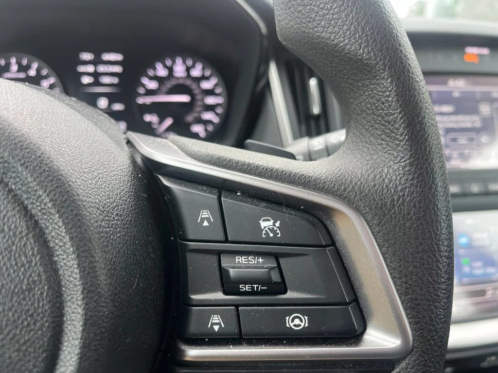 Used 2025 White Subaru 2.5i image 15