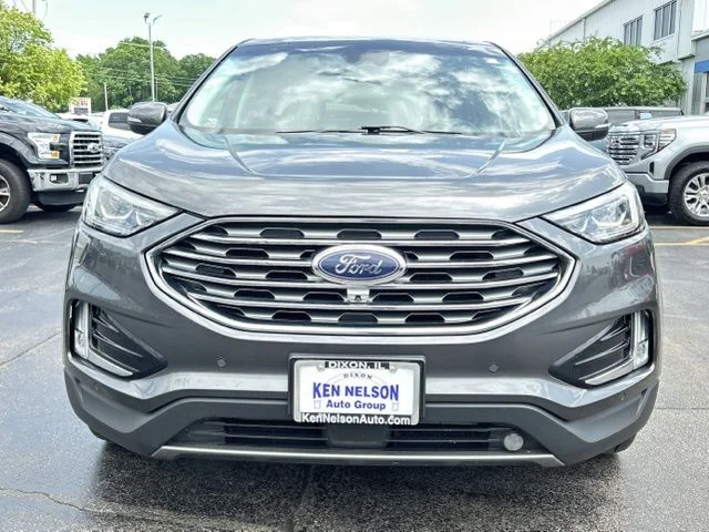 Used 2020  Ford Titanium image 2