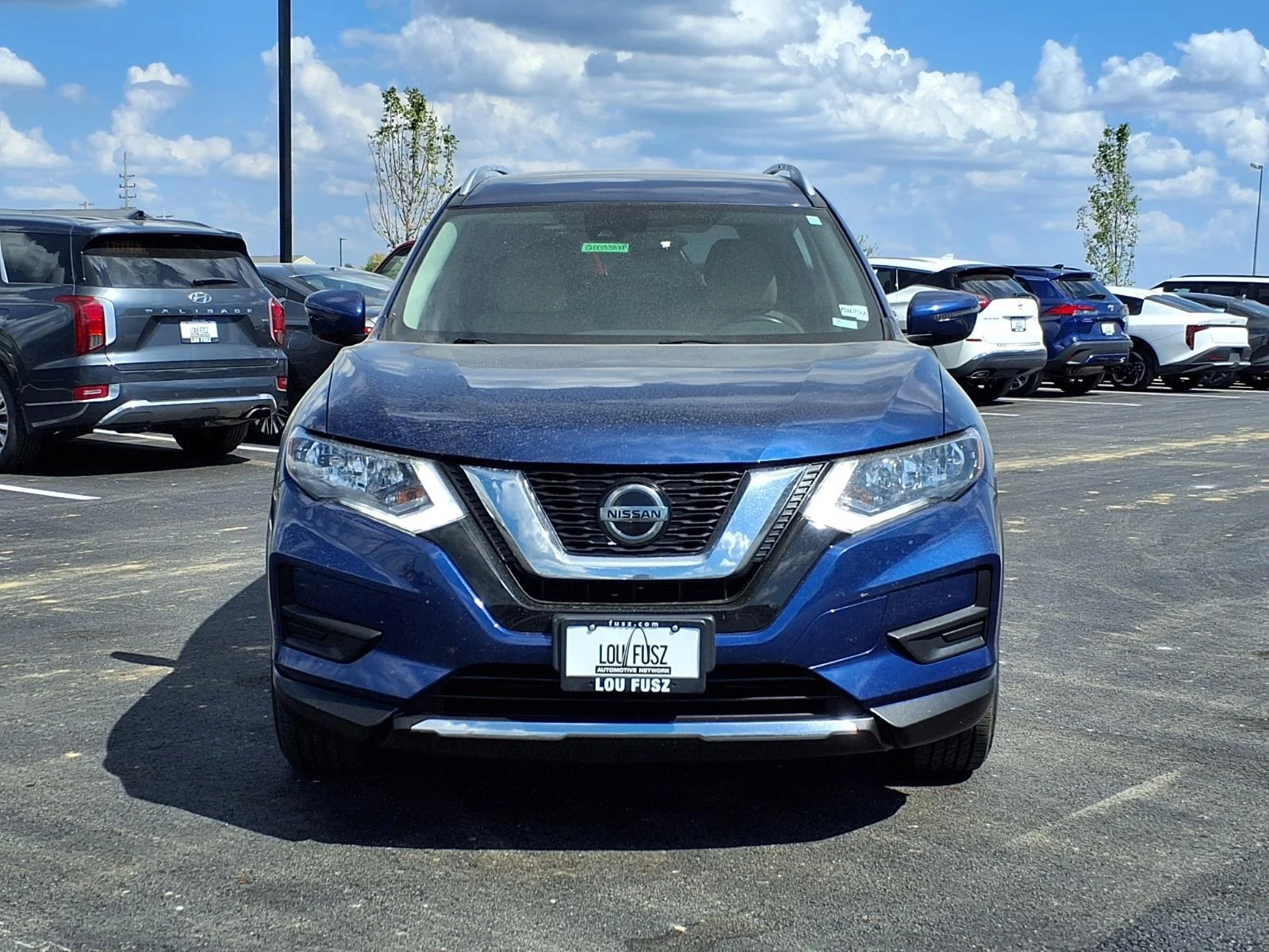 Used 2020 Caspian Blue Metallic Nissan SV image 32