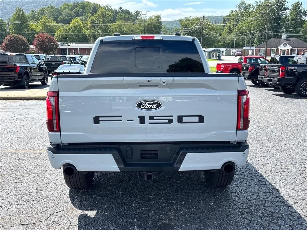 Used 2024 Gray Ford Lariat image 6