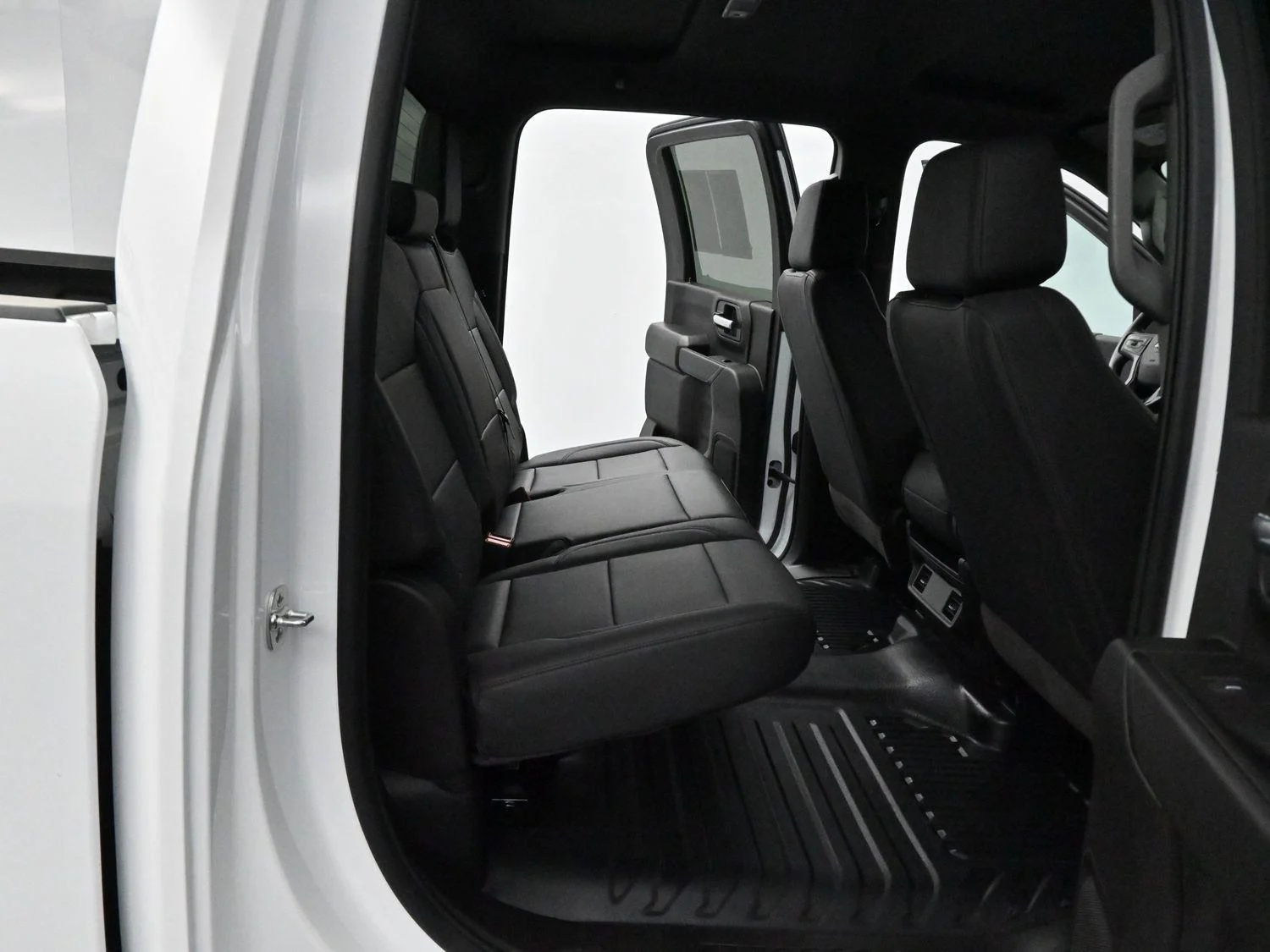 Used 2025 Summit White Chevrolet WT image 26
