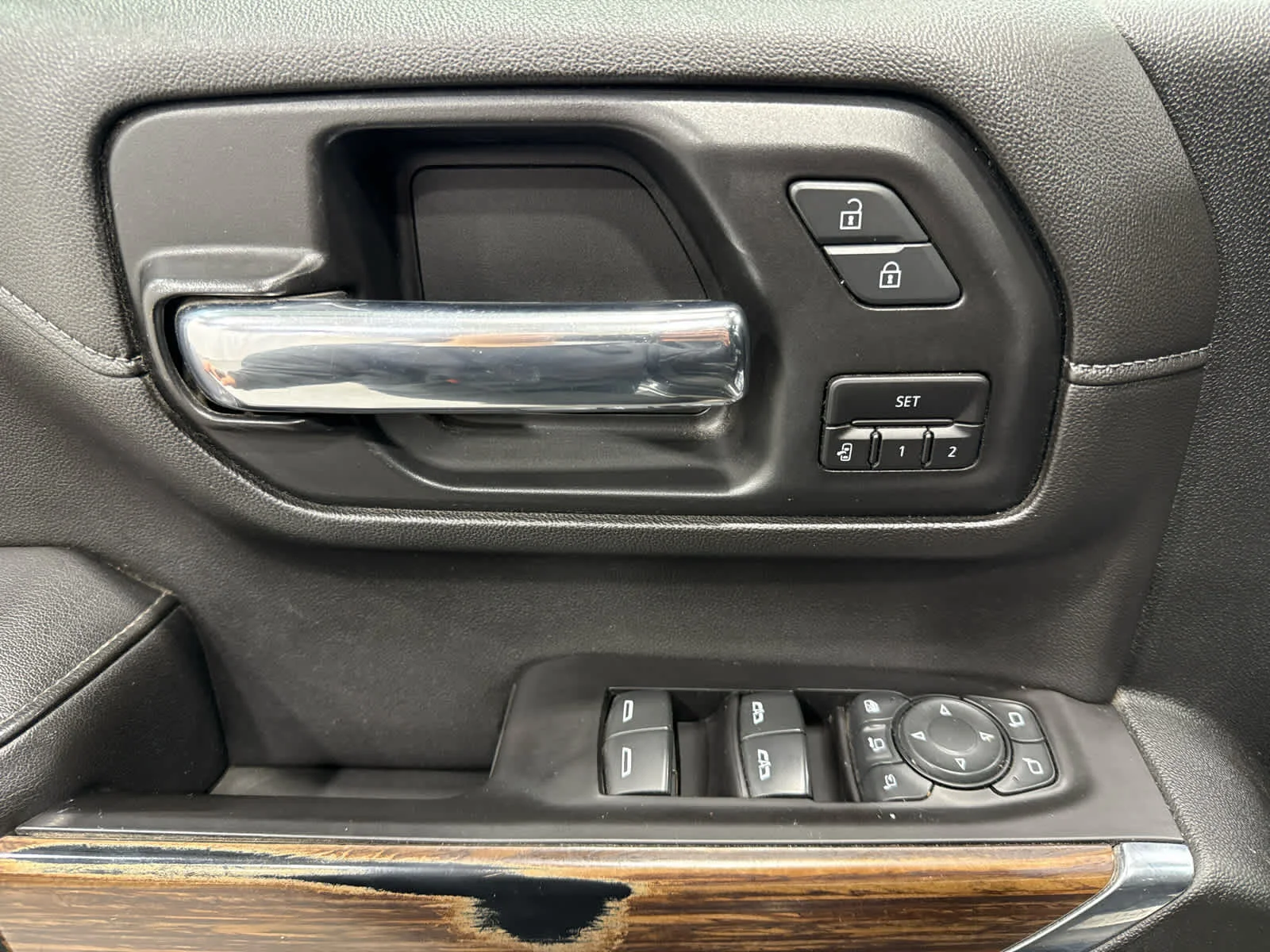 Used 2020 BLACK Chevrolet High Country image 15