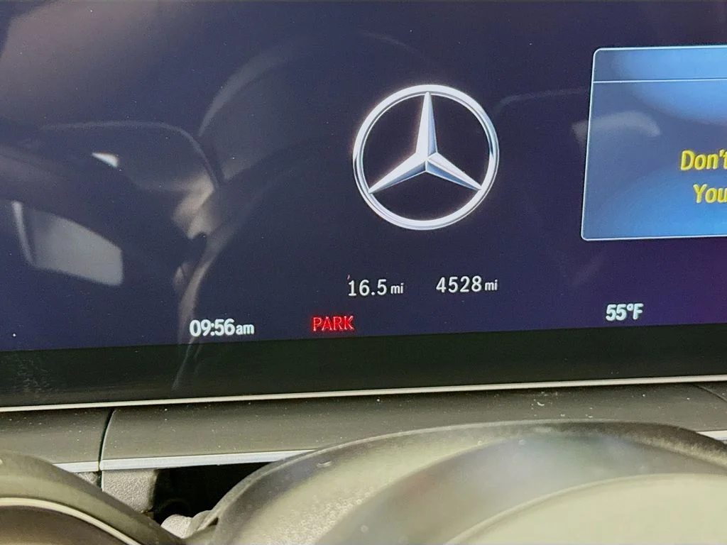 Certified Used 2025 Polar White Mercedes-Benz GLE 450e image 13