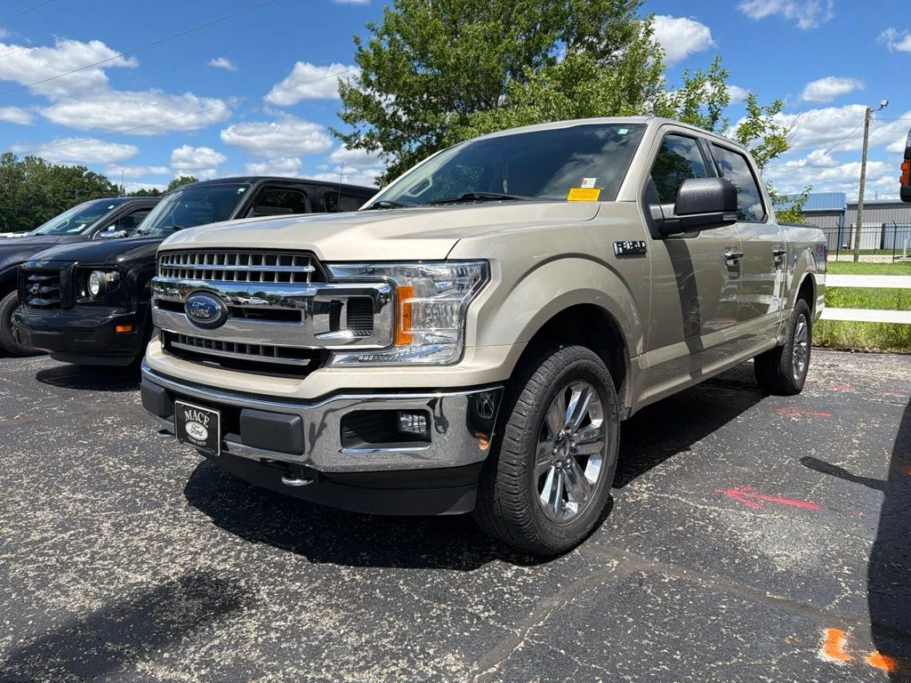 Used 2018 Gold Ford XLT image 2
