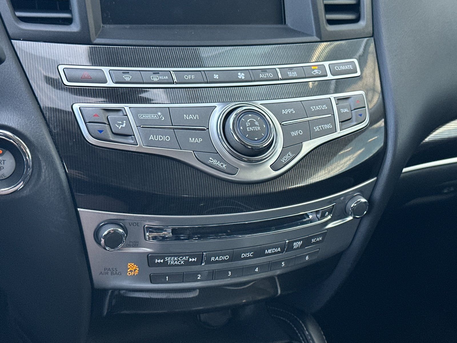 Used 2019 Mocha Almond INFINITI LUXE image 20
