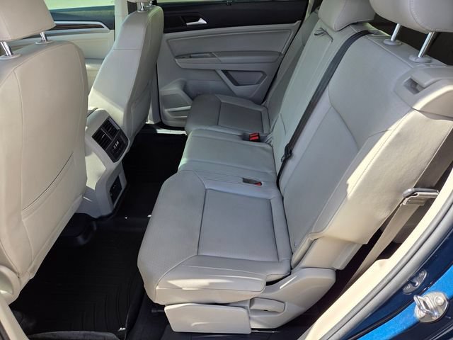 2021 Volkswagen Atlas SE w/Tech - Photo 12