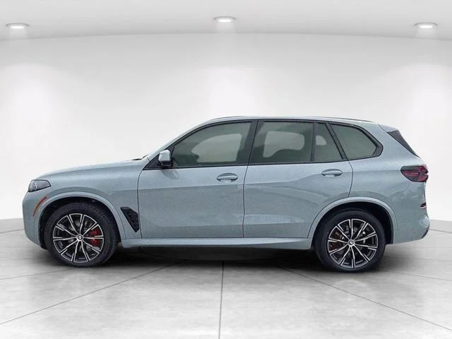 New 2026 Brooklyn Grey Metallic BMW sDrive40i image 7