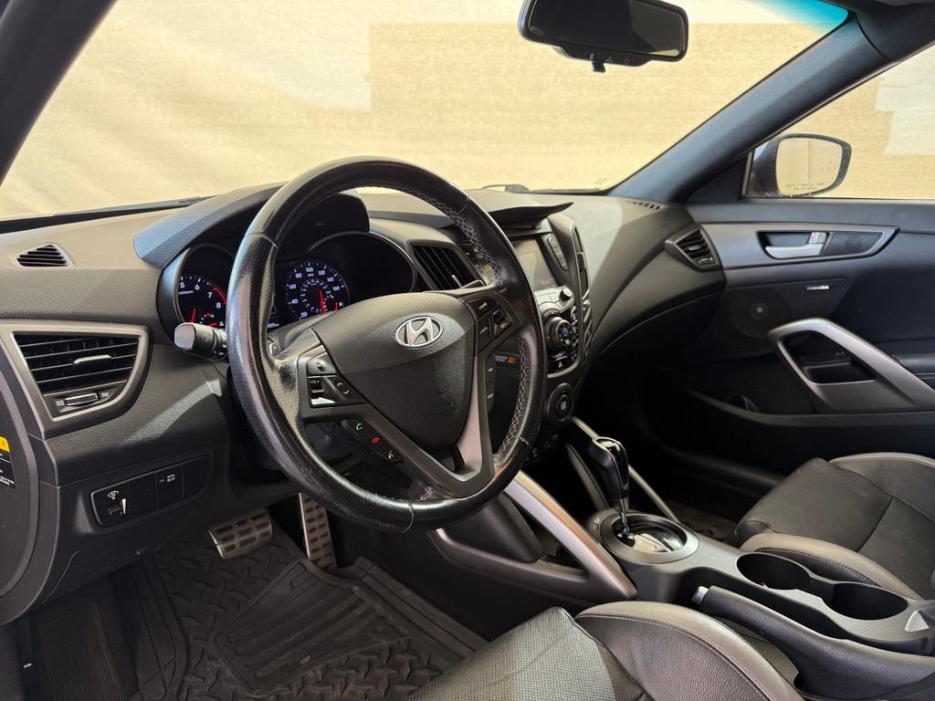Used 2016 Silver Hyundai Turbo image 10