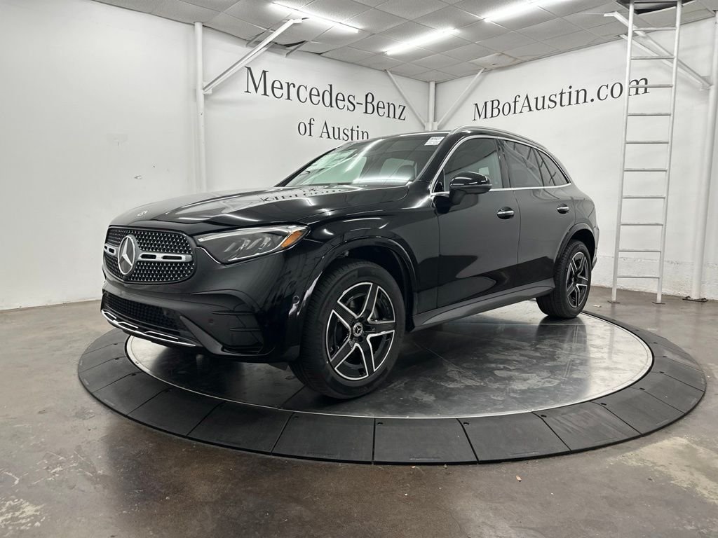 New 2026 Black Mercedes-Benz GLC 300 image 3