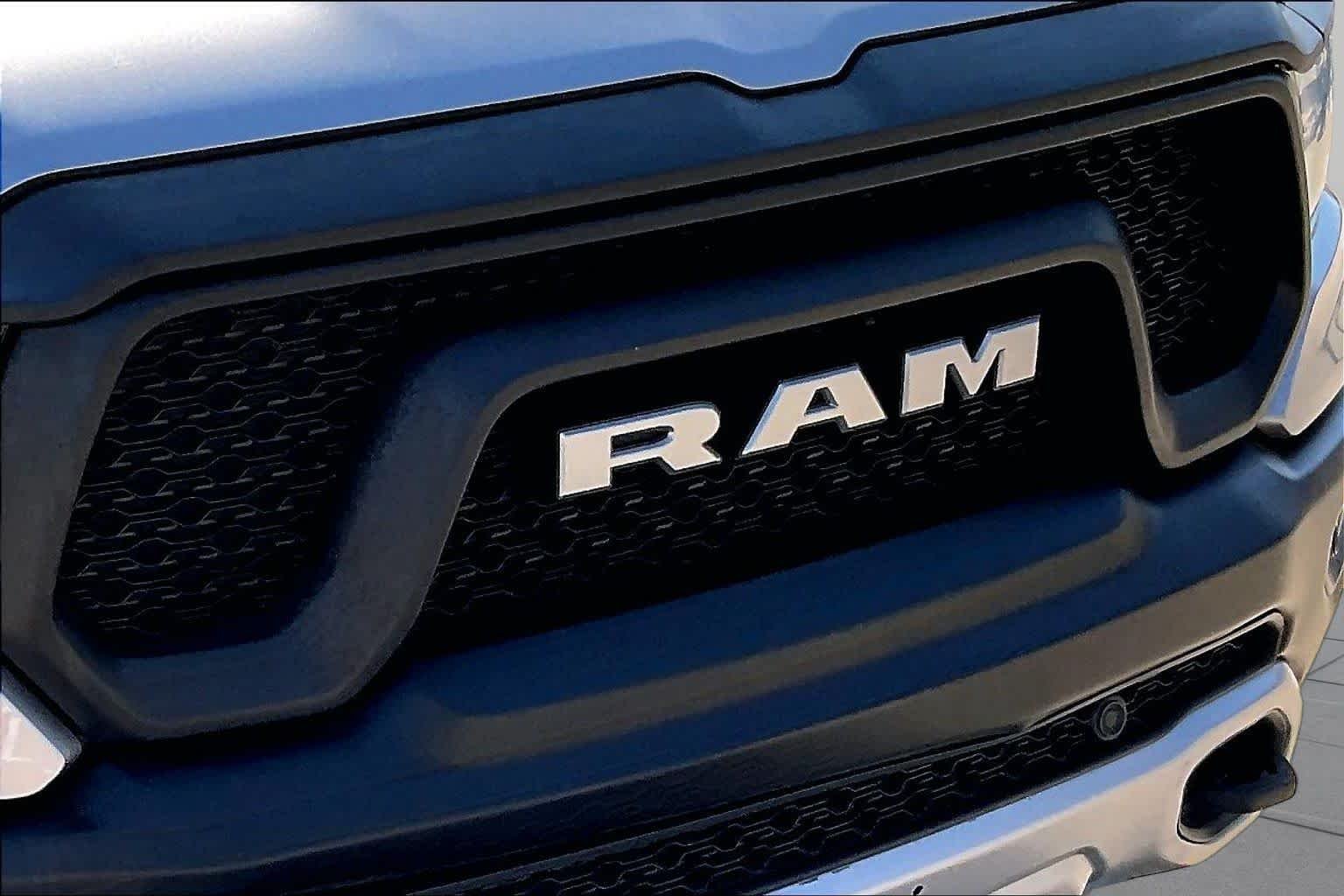 Used 2021 Billet Silver Metallic Clearcoat Ram Rebel image 29