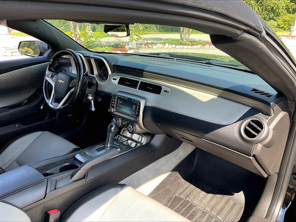 Used 2013 Black Chevrolet 2LT image 14