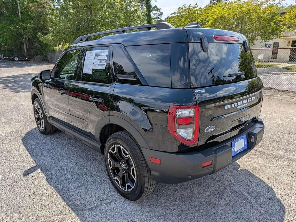 Certified Used 2025 Shadow Black Ford Outer Banks image 6