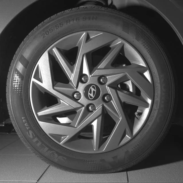 Used 2024 Gray Hyundai SEL image 20