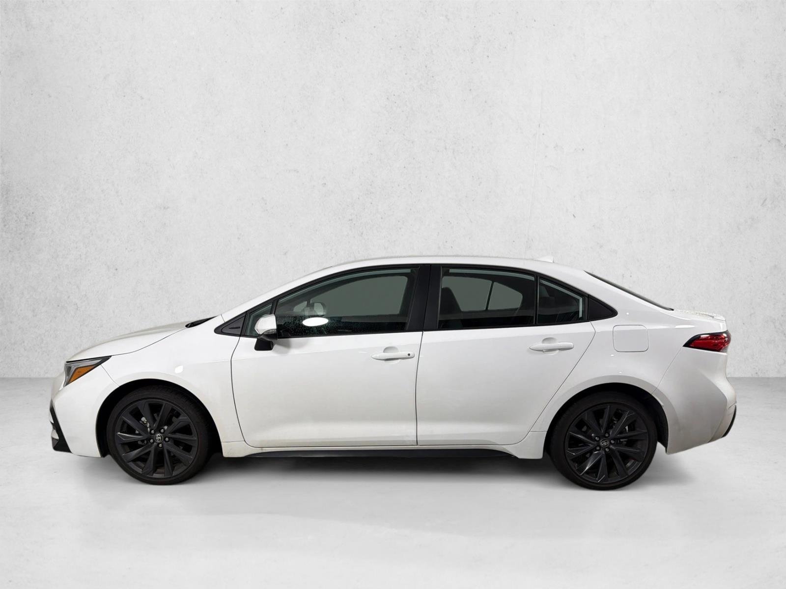 Used 2026  Toyota SE image 6