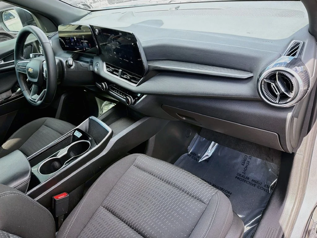 Used 2025 Gray Chevrolet LT image 13