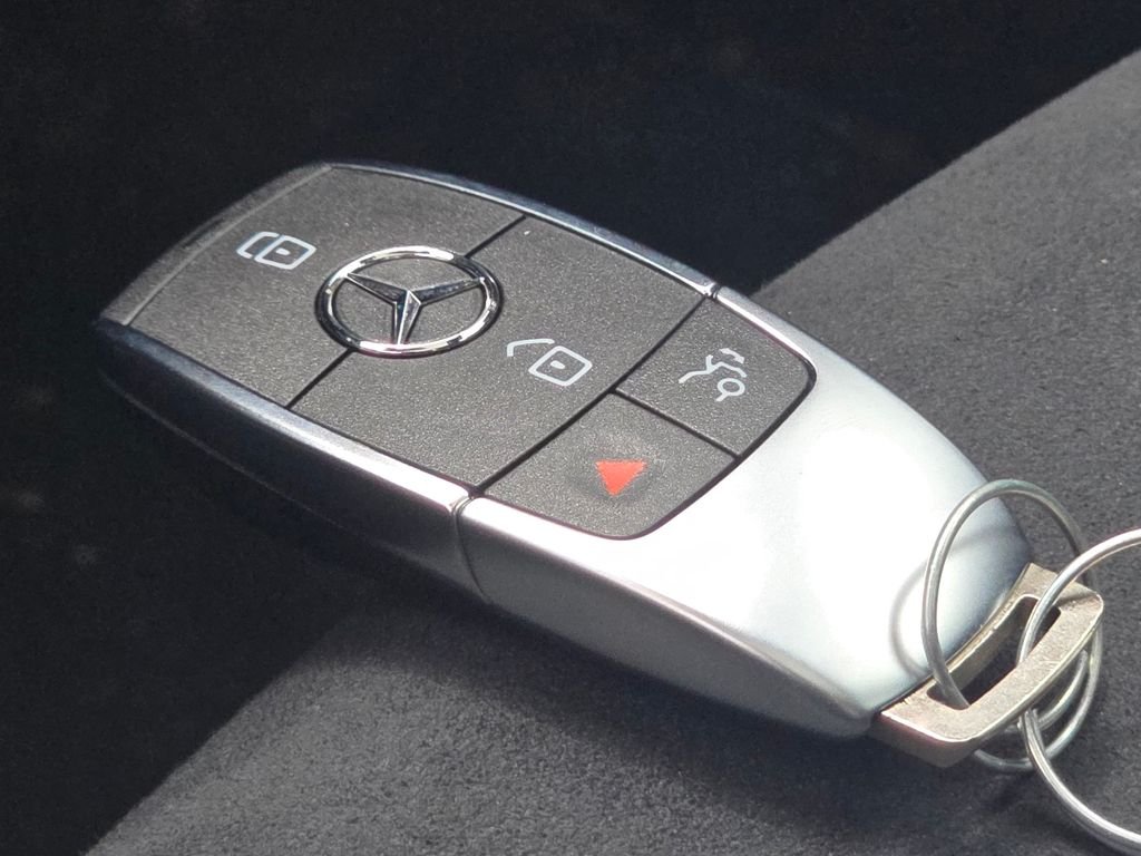 Certified Used 2026 MANUFAKTUR Patagonia Red Metallic Mercedes-Benz CLA 250 image 36