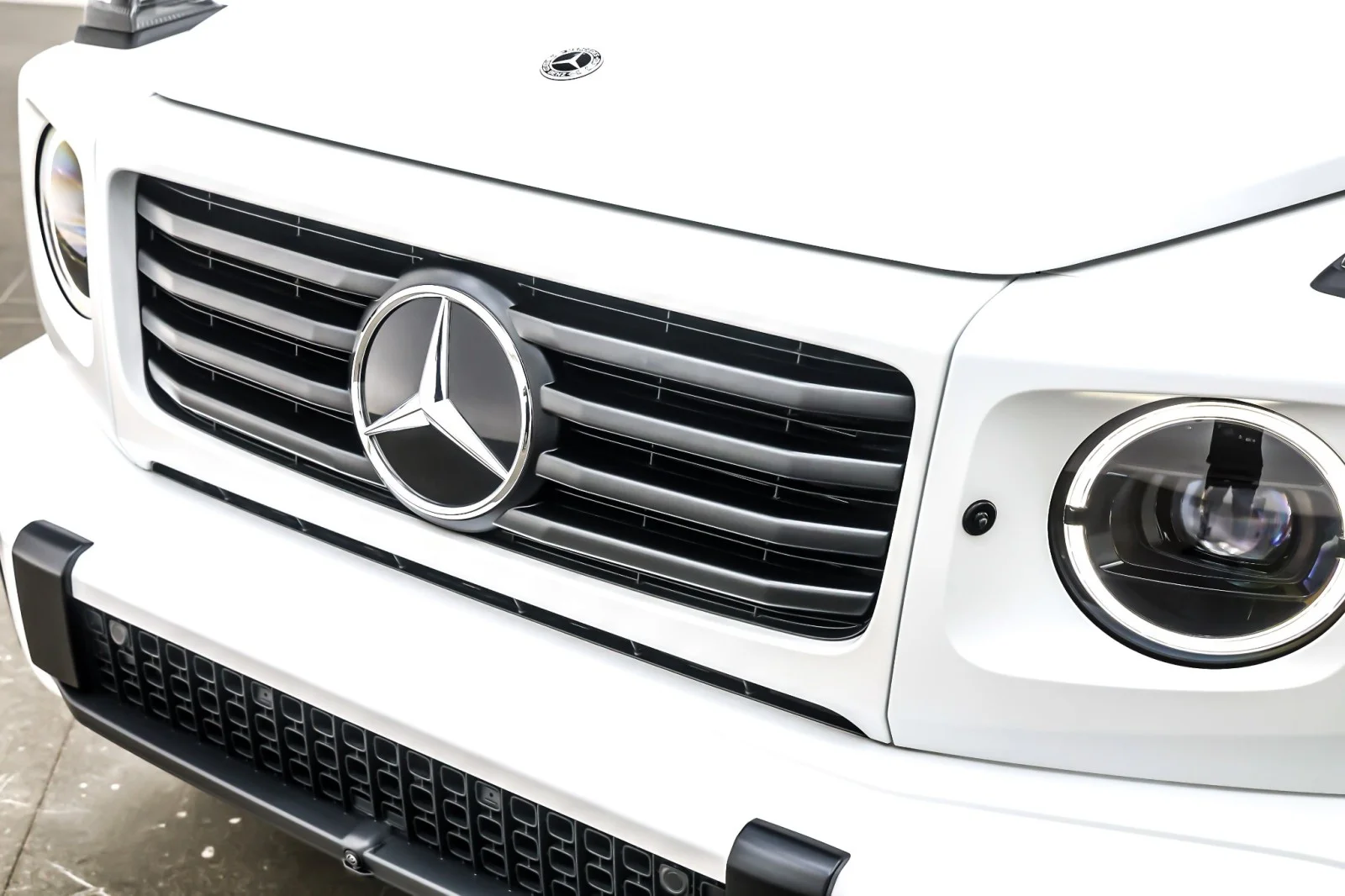 2025 Mercedes-Benz G-Class G580 - Photo 13