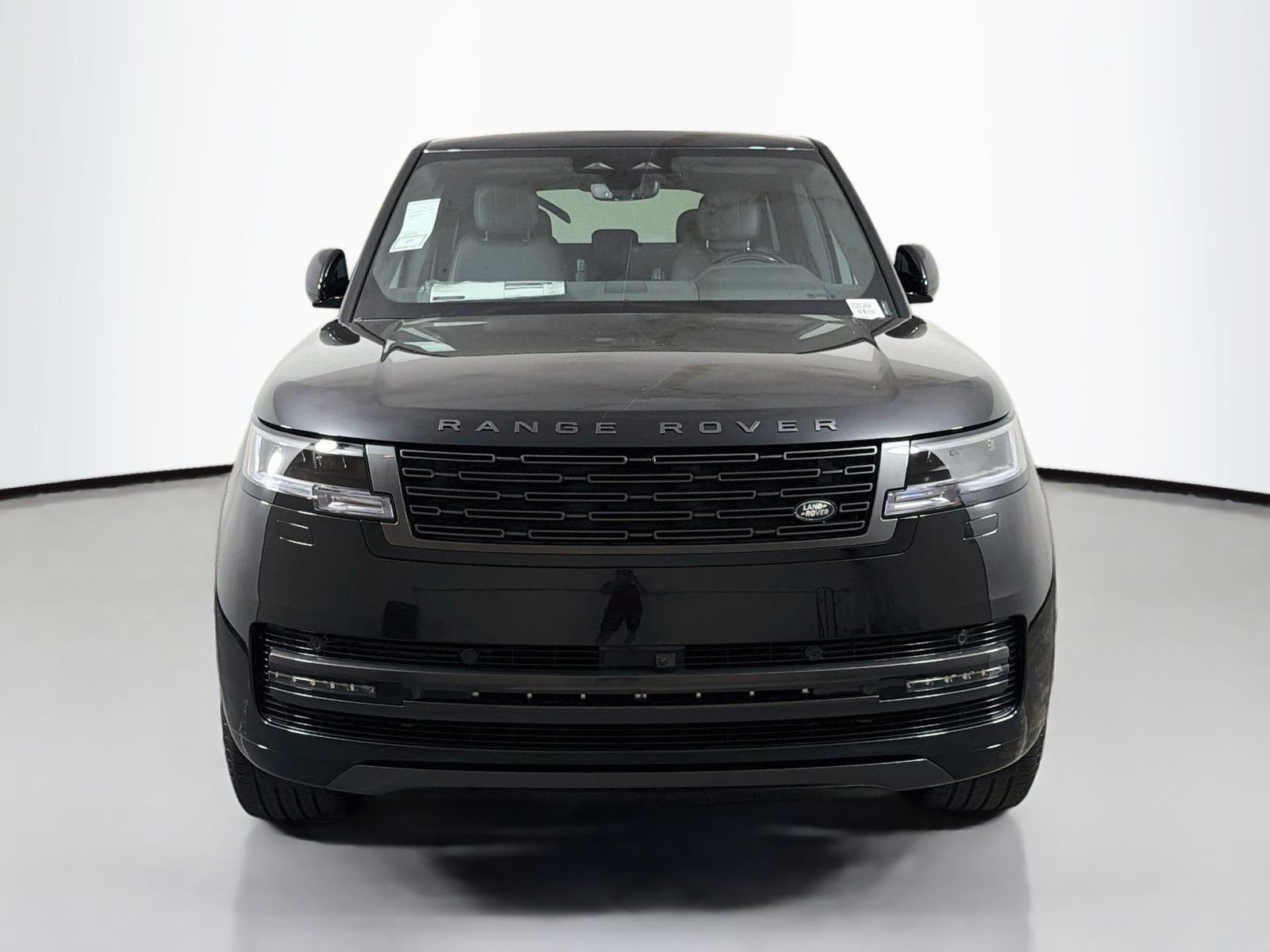 New 2026 Santorini Black Land Rover SE image 8