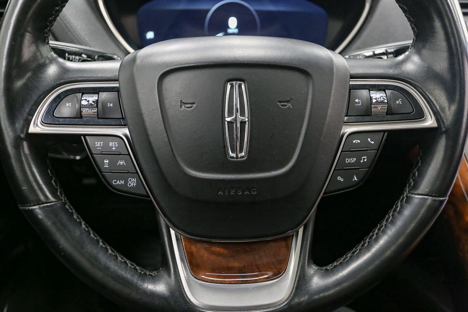 Used 2020 Magnetic Gray Lincoln Reserve image 38