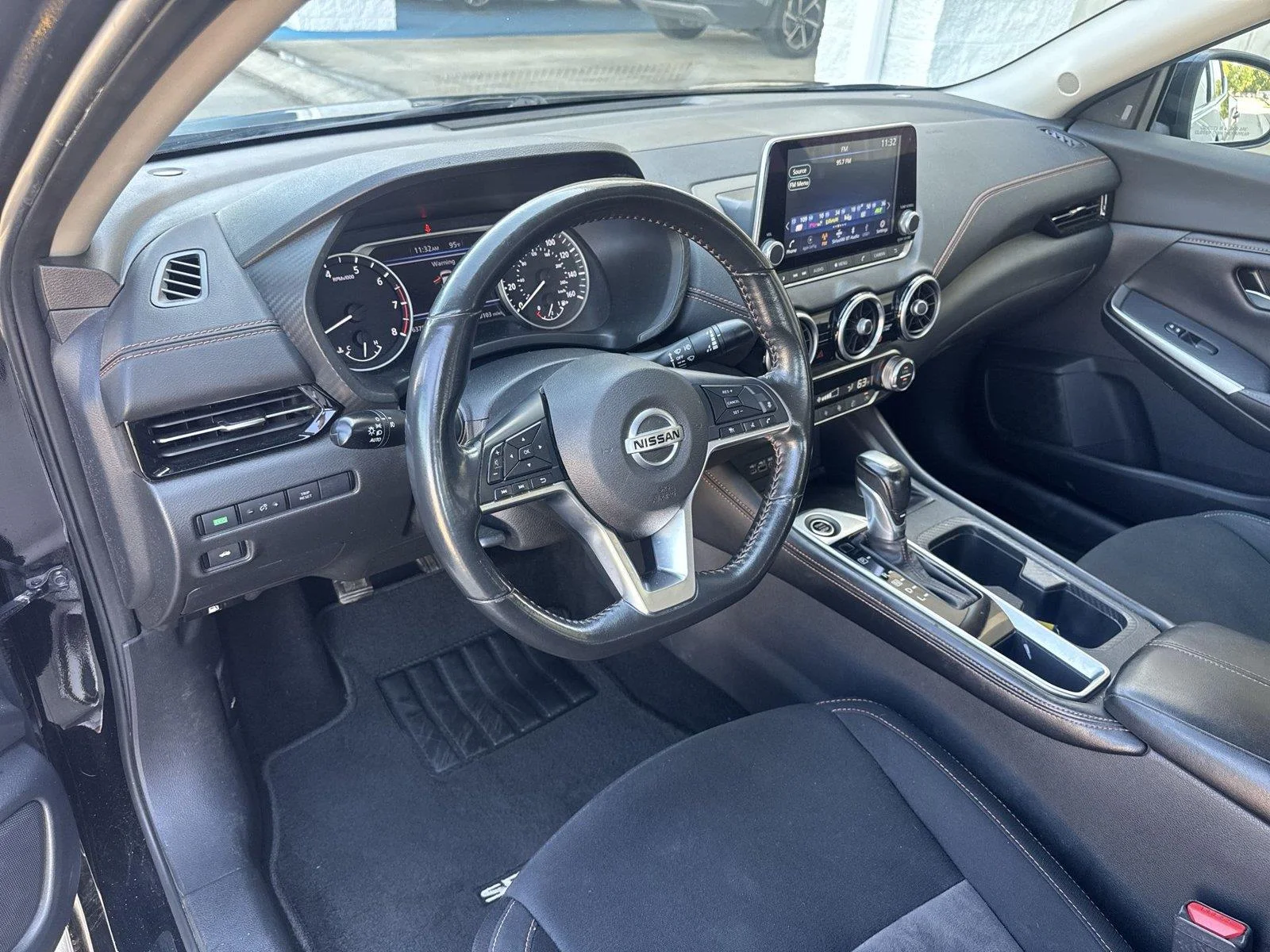 Used 2022 Super Black Nissan SR image 10