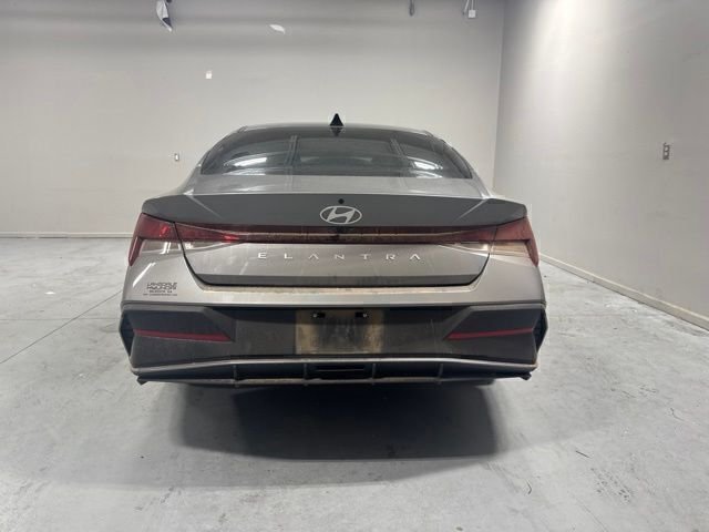 Used 2024 Beige Hyundai SEL image 7