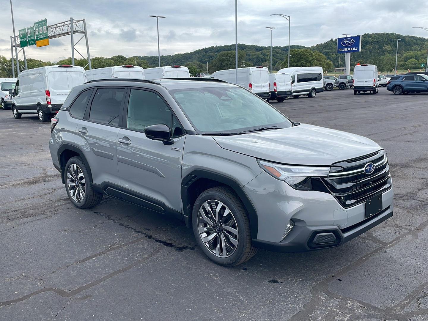 New 2026 RIVER ROCK PEARL Subaru Touring Hybrid image 7