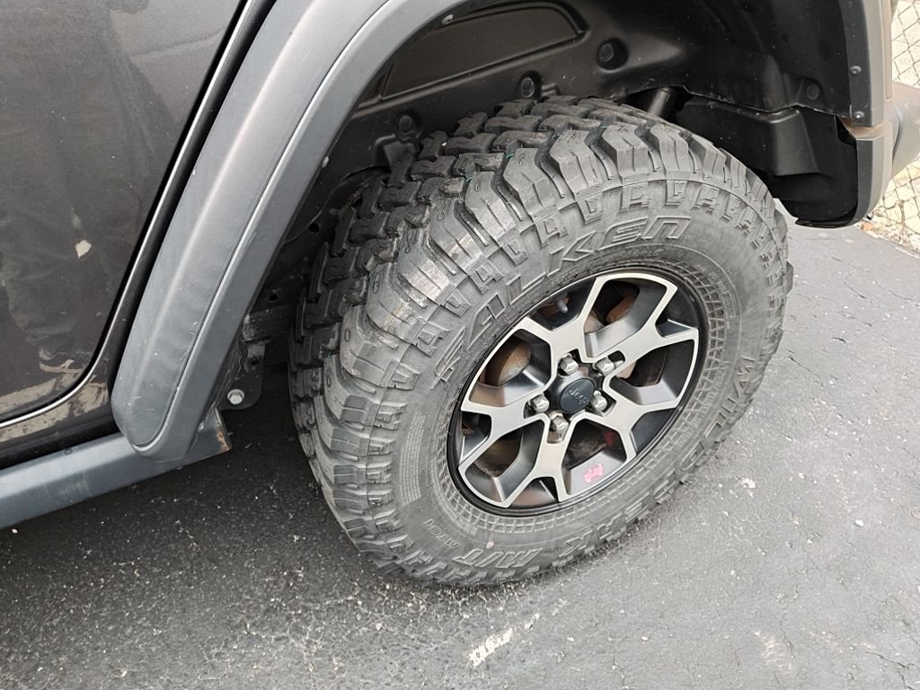 Used 2020 Gray Jeep Unlimited Rubicon image 9
