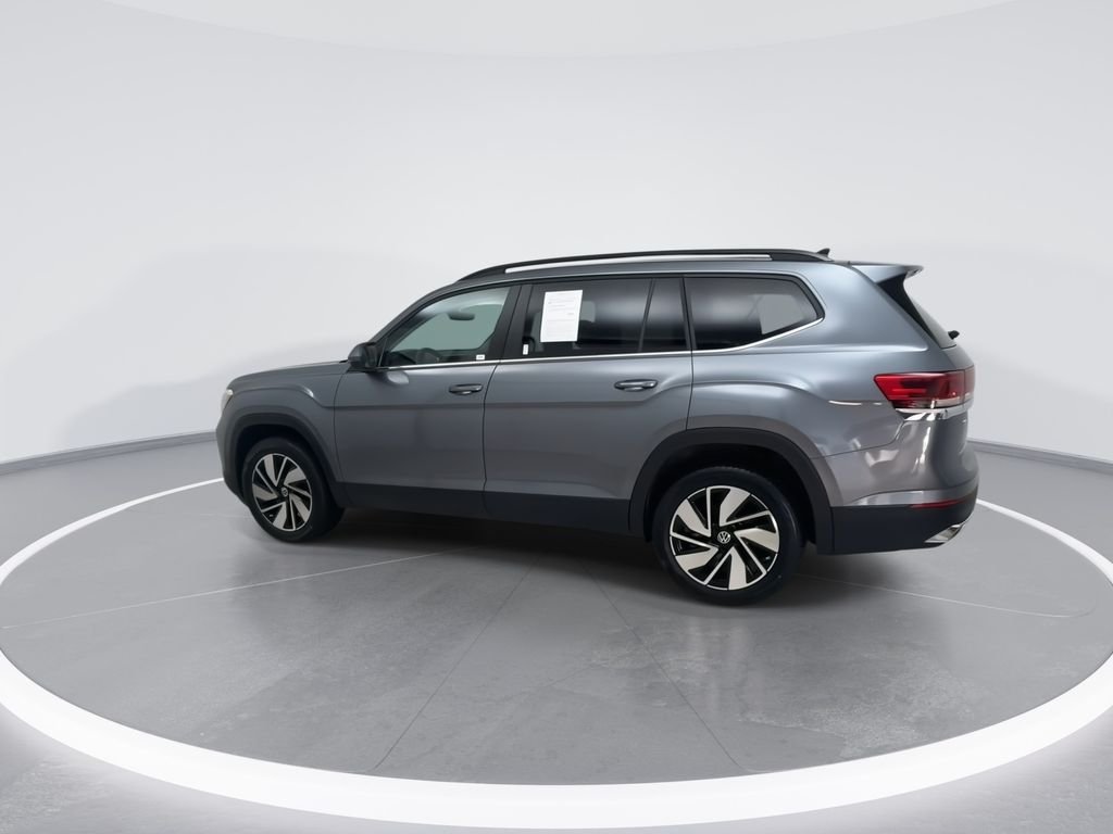 2024 Volkswagen Atlas SE w/Tech - Photo 6