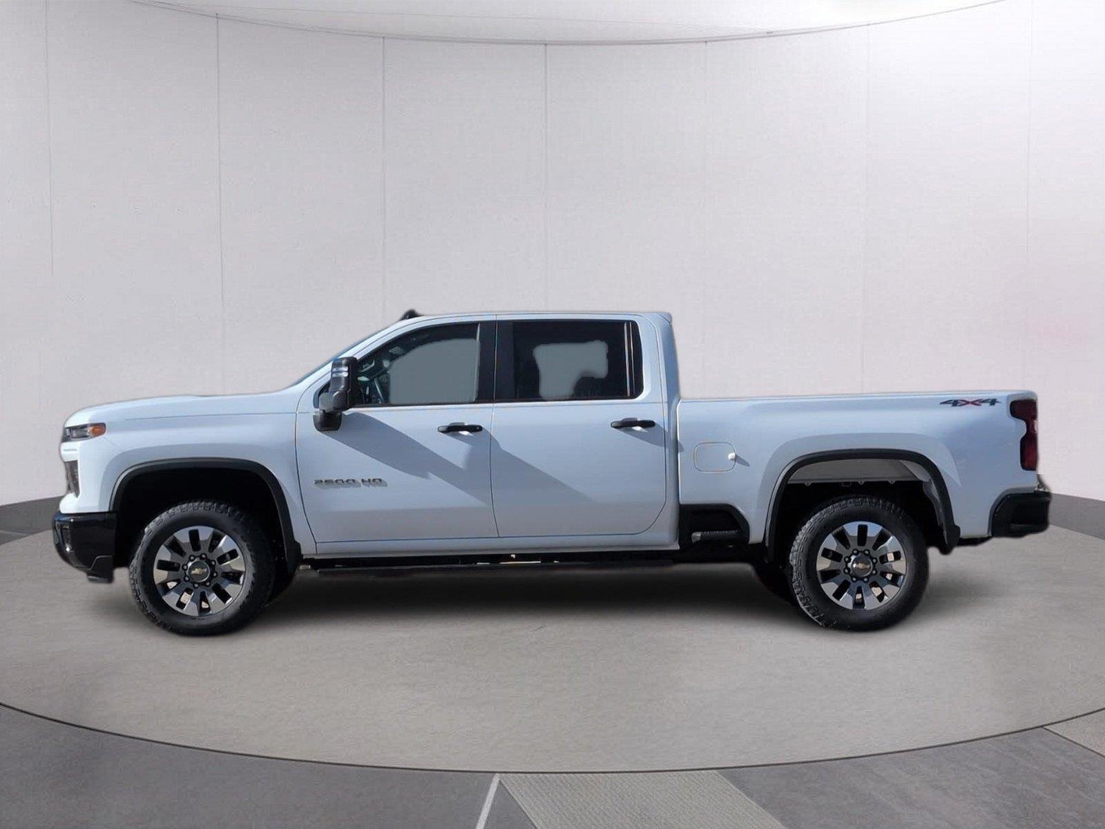 New 2026 Summit White Chevrolet Custom image 2