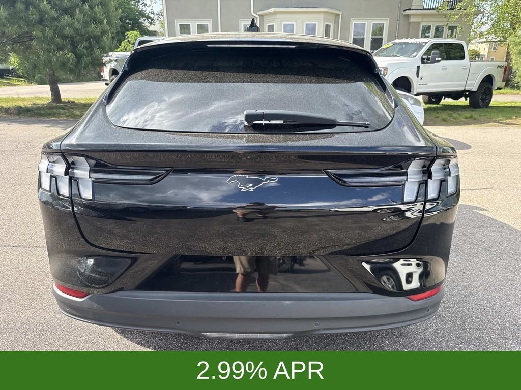Used 2023 Black Ford Select image 4