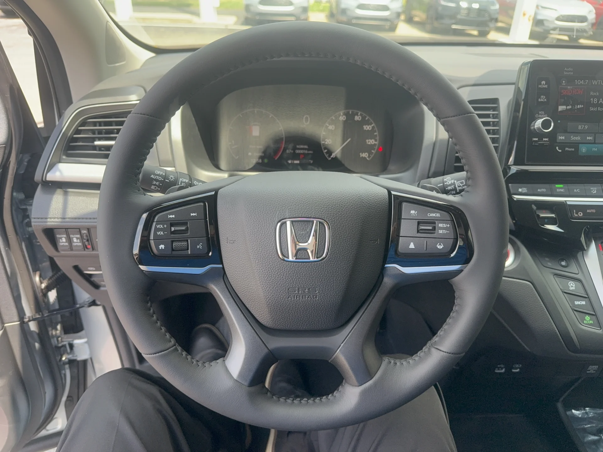 New 2026 Solar Silver Metallic Honda EX-L image 11