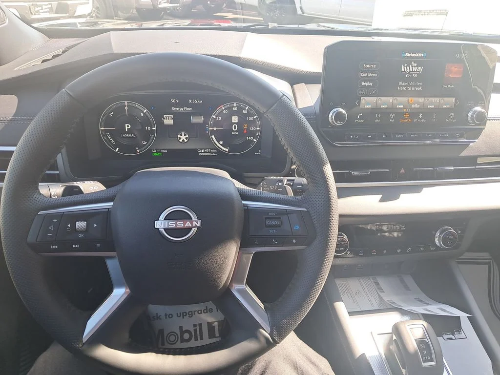New 2026 Black Nissan Platinum image 13