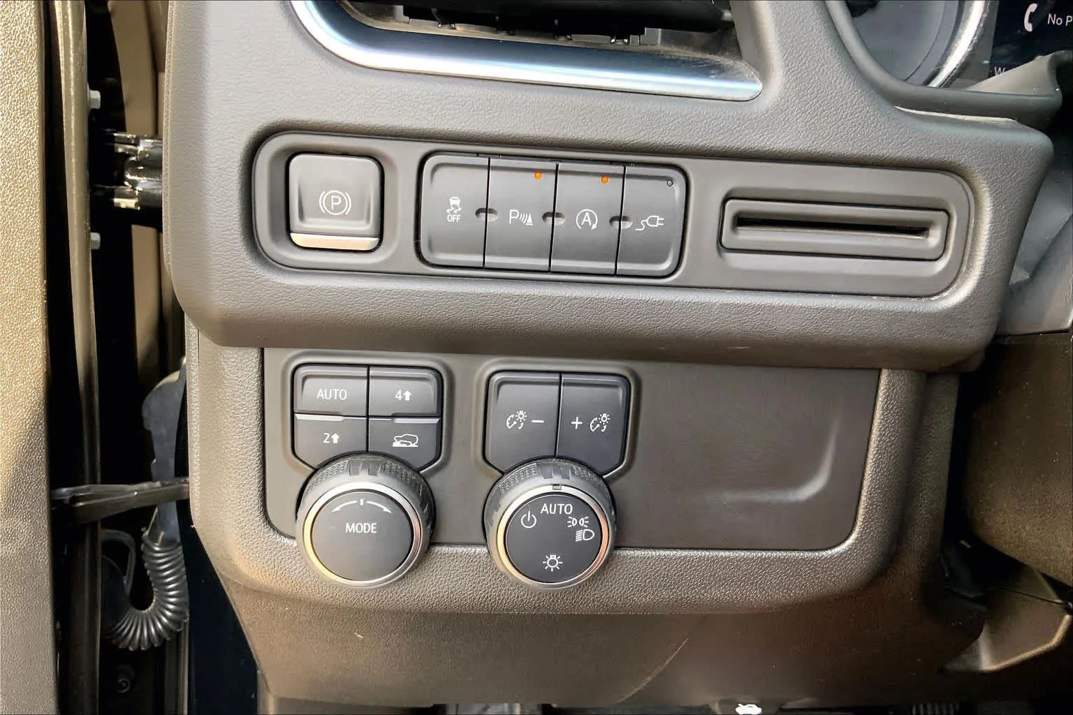 Used 2021 Black Chevrolet LS image 31