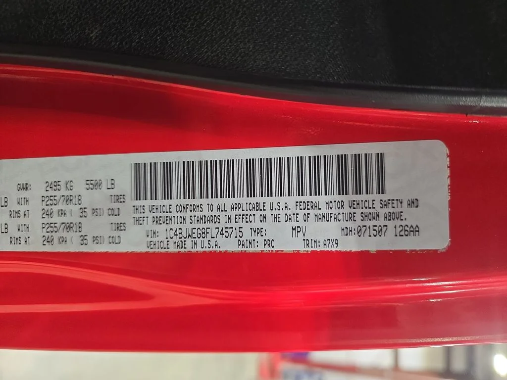 Used 2015 Red Jeep Sahara image 70
