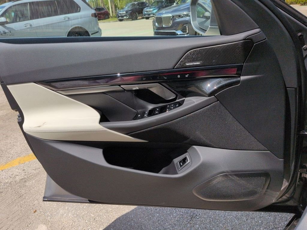 New 2026 Gray Metallic BMW eDrive40 image 31