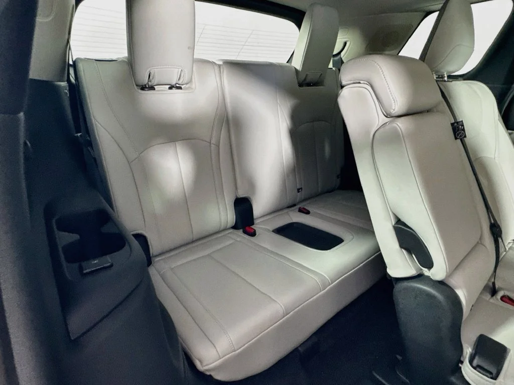 Certified Used 2027 Black INFINITI LUXE image 38